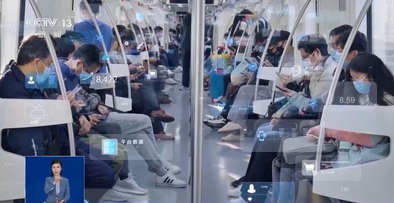 西凑DeepSeek教程卖课冰球突破转发提醒！有人东拼